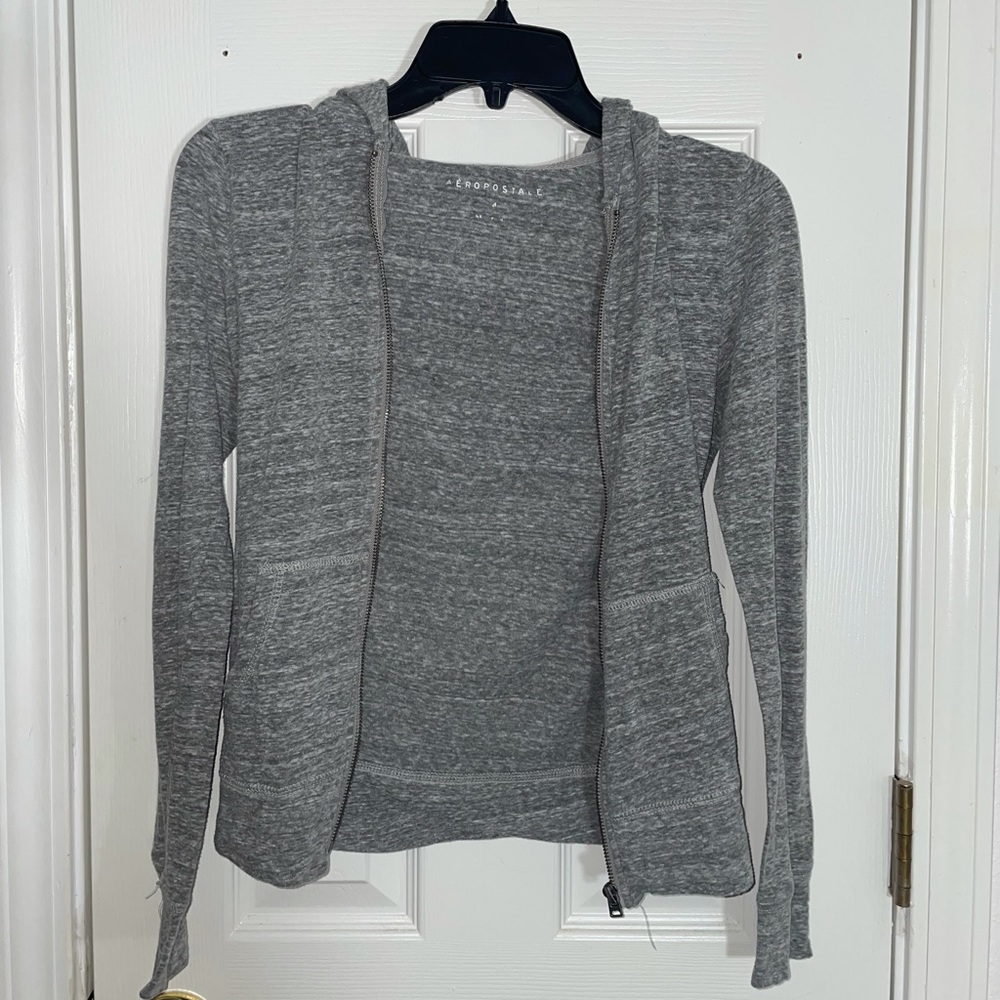 gray Aeropostale jacket